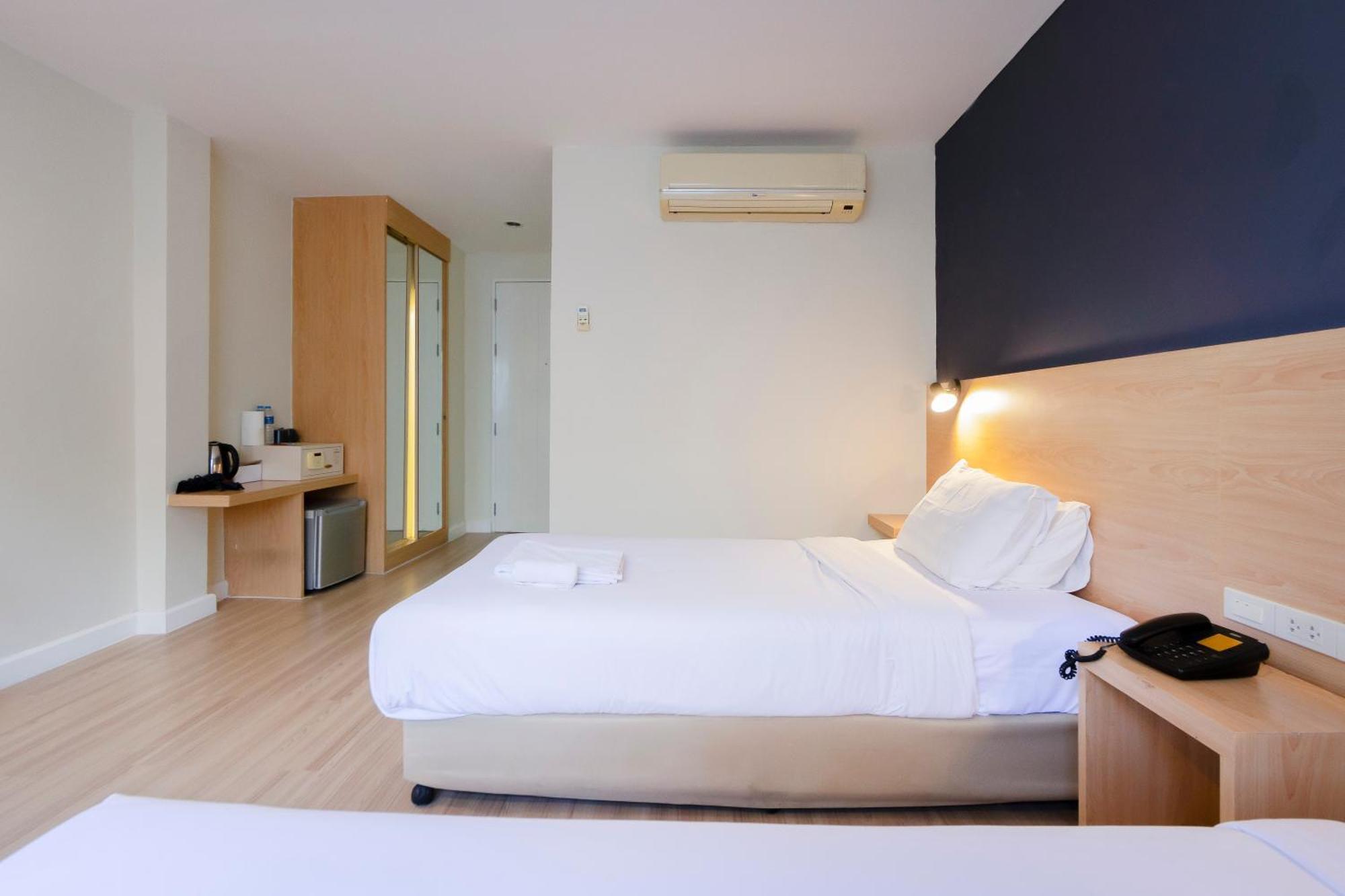 曼谷 Gp House Express Sukhumvit 81酒店 外观 照片