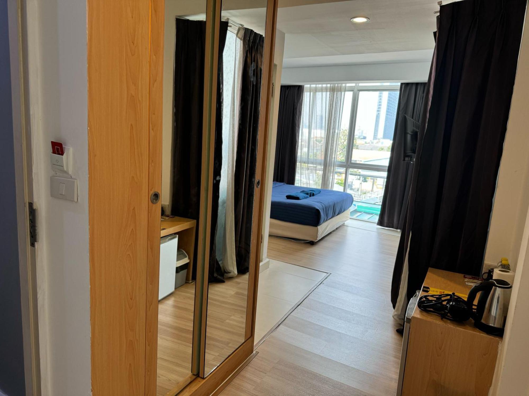 曼谷 Gp House Express Sukhumvit 81酒店 外观 照片